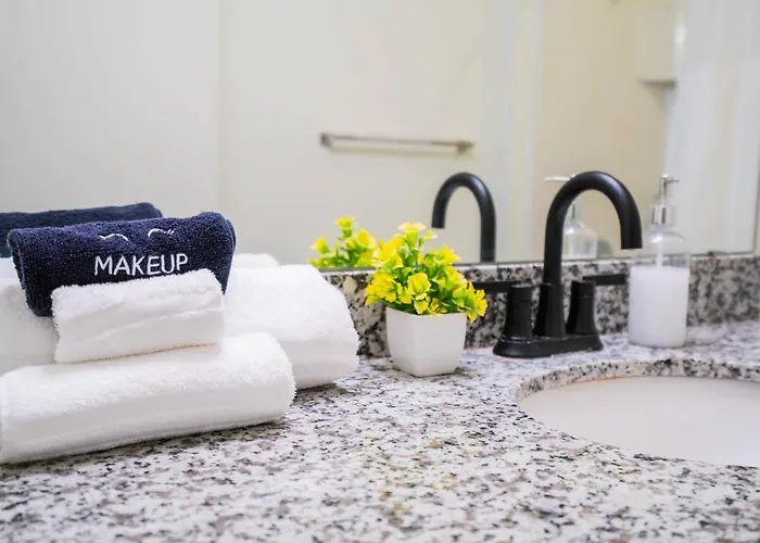 Apartamento Calm 2bd - Dt - Gym, Pool, Parking - Sleep 8 Phoenix