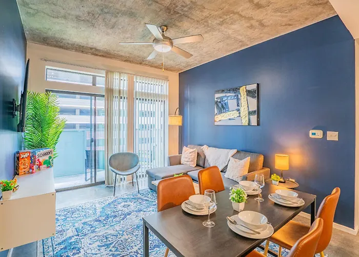 Apartamento Calm 2bd - Dt - Gym, Pool, Parking - Sleep 8