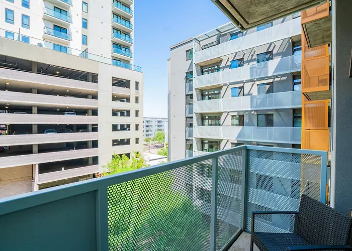 Apartamento Calm 2bd - Dt - Gym, Pool, Parking - Sleep 8 *