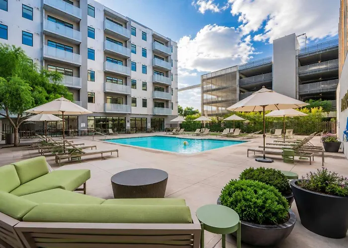 Calm 2bd - Dt - Gym, Pool, Parking - Sleep 8 Apartamento *